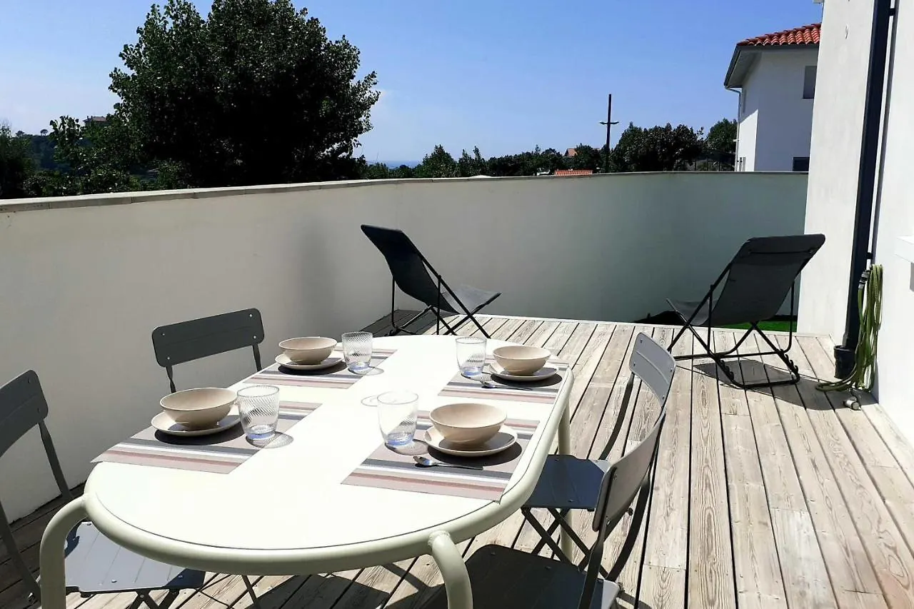 Appartement Harcet - Welkeys Biarritz Apartment